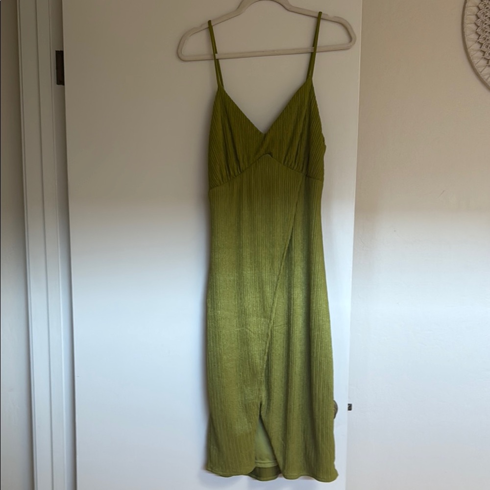 Lulus chartreuse midi dress